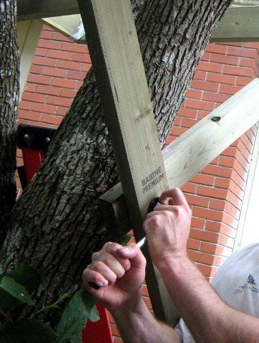 Домик на дереве своими руками: фото, схема, видео инструкция