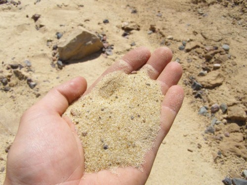 Какой песок выбрать при строительных работах. Выбор песка для строительных работ
