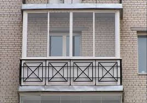 Остекление балкона зимой: выбираем правильные материалы