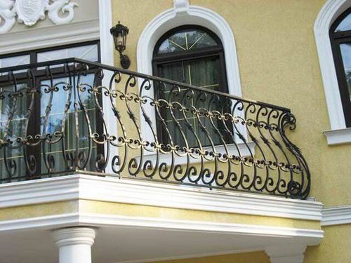 Балконные ограждения виды материалов фото и видео