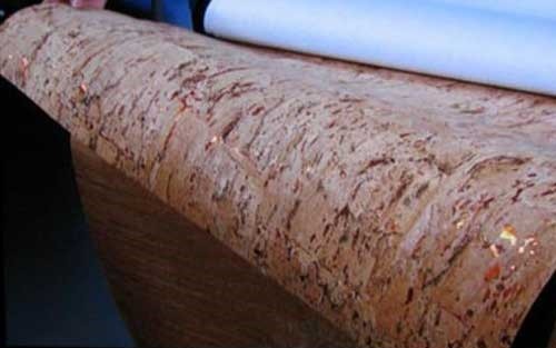 Деревянные обои: характеристики, особенности отделки. Использование деревянных обоев в интерьере. Что такое деревянные обои. Виды и стоимость деревянных обоев. Как клеить деревянные обои.