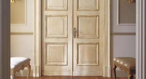 Двери филенчатые деревянные