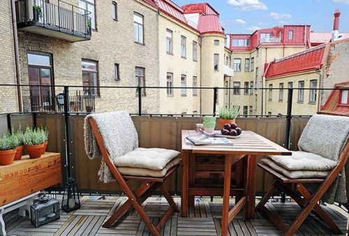 Мебель для балкона и лоджии: простые правила