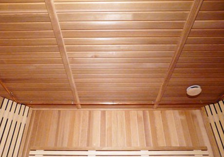 Настильный потолок в бане - правила монтажа, пошаговая инструкция!