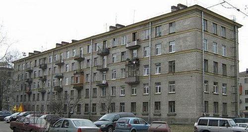 Остекление балкона в сталинском доме: новая жизнь