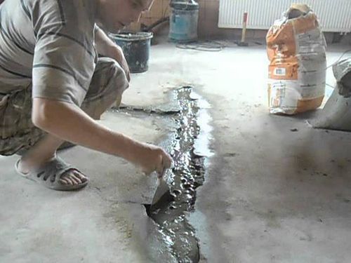 Подготовка пола под ламинат, как выполнить устройство бетонного основания к укладке