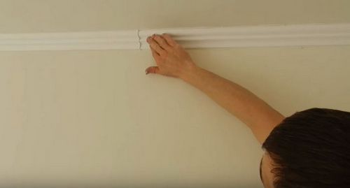 Установка потолочного плинтуса своими руками: фото, видео инструкция
