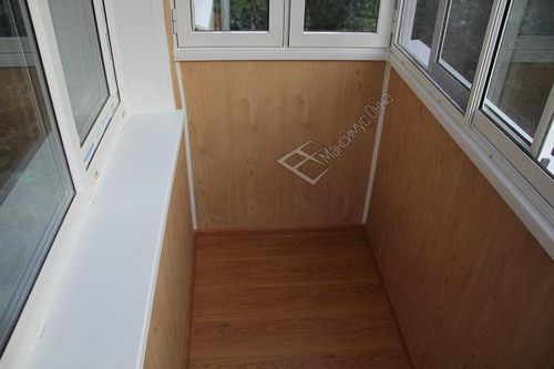 Внутренняя отделка балконов, фото