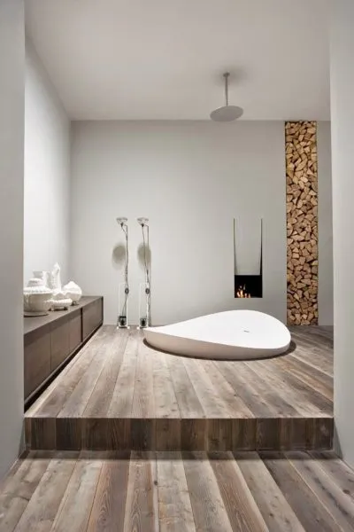 Современная ванная комната в дизайнерском стиле