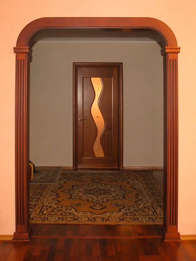 Идеи оформления интерьера: фото примеров арок между кухней и гостинной