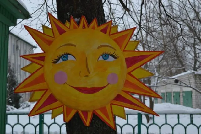 Макет солнца для масленичных гуляний